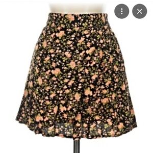 SIM And Sam Floral Mini Skirt  Size L